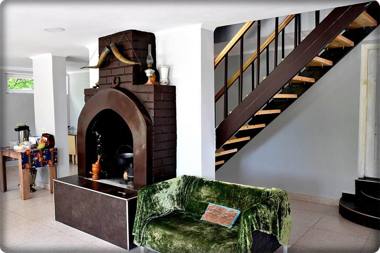 Guest House Qedi Jvari Εξωτερικό φωτογραφία